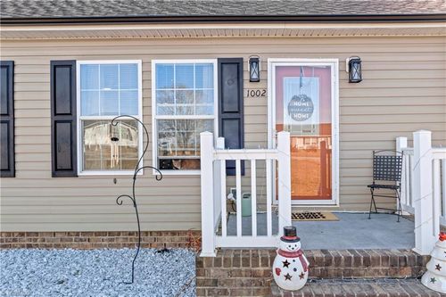 1002 Crestline Dr, Yadkinville, NC, 27055-5319 | Card Image