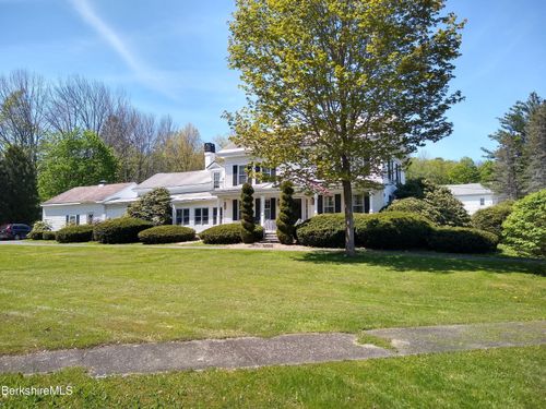 43 Church St, Hinsdale, MA, 01235-3901 | Card Image