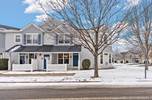 2170 Shamrock Pl, Chaska, MN, 55318-5404 | Card Image