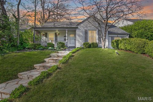 8671 Rosalie Ave, Brentwood, MO, 63144-2005 | Card Image