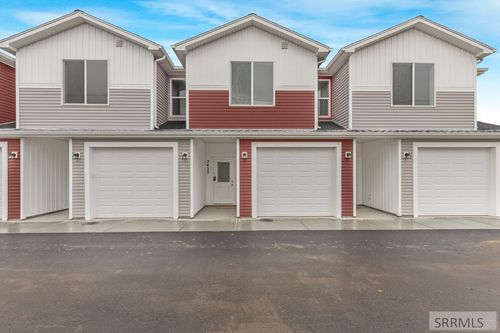2435 Caddis Way, Idaho Falls, ID, 83401-3025 | Card Image