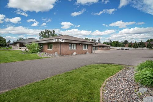 703 W Hamilton Ave, Eau Claire, WI, 54701-6938 | Card Image