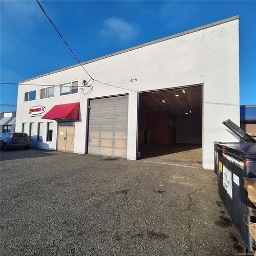 3043 Barons Rd, Nanaimo, BC, V9T3Y6 | Card Image