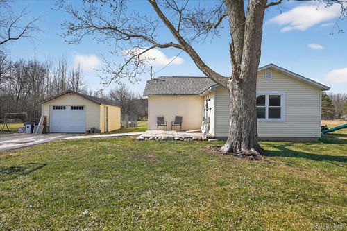 1138 Nutana Blvd, Mount Morris, MI, 48458-2134 | Card Image