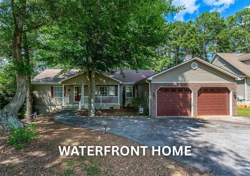 246 Bay Ridge Dr, Townville, SC, 29689-2743 | Card Image