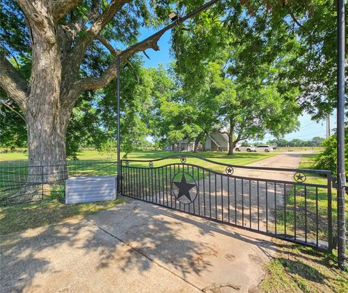 4451 County Road 4410, Commerce, TX, 75428-6821 | Card Image