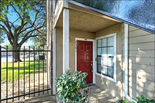 2301-4748 Old Bent Tree Ln, Dallas, TX, 75287-7120 | Card Image