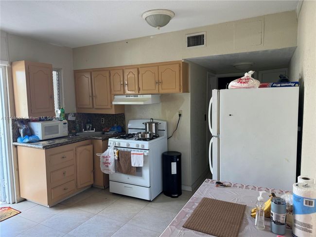 655 Ne 135 Th St, Home with 0 bedrooms, 0 bathrooms and 2 parking in North Miami FL | Image 4