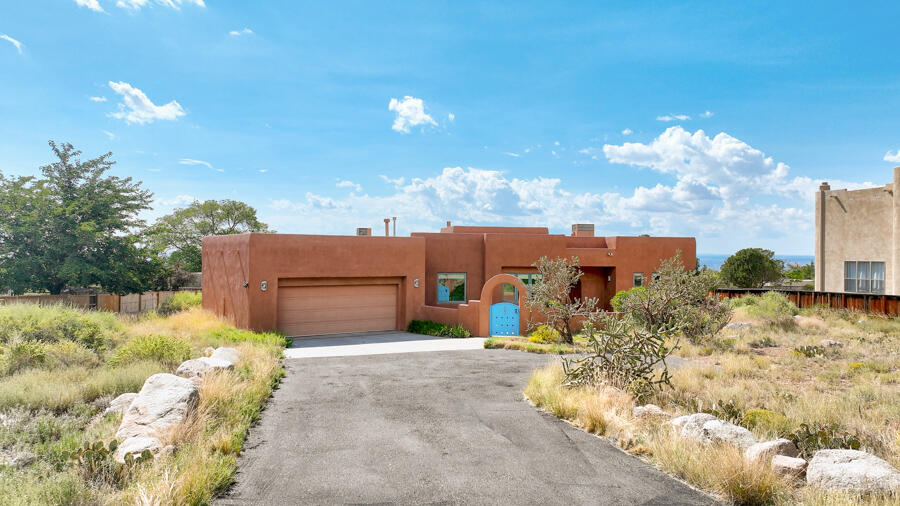 Tramway Ln, Albuquerque, NM 87122