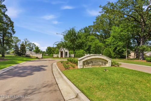 438 Whittington Cir, Madison, MS, 39110-8325 | Card Image