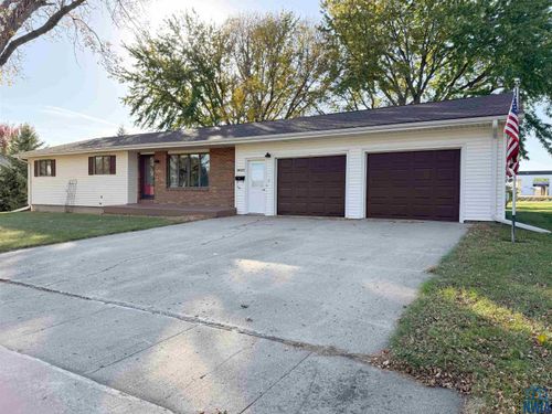 903 S Jansen St, Rock Rapids, IA, 51246-1952 | Card Image