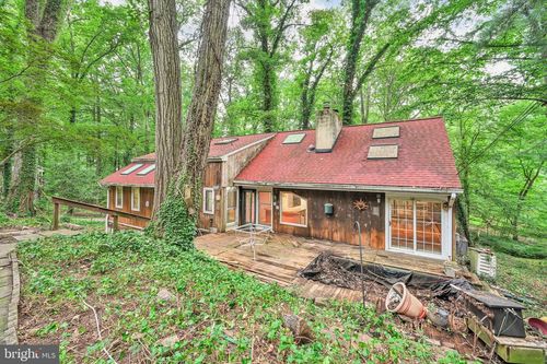 9 Wooded Ln, MEDIA, PA, 19063-4935 | Card Image