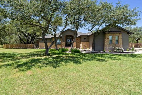 126 Foxwood Trl, Marble Falls, TX, 78654-5886 | Card Image
