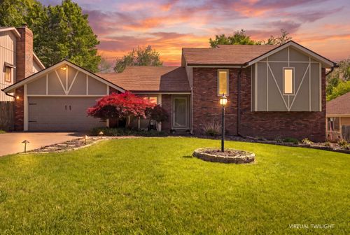 1226 E Highpoint St, Springfield, MO, 65804-7604 | Card Image