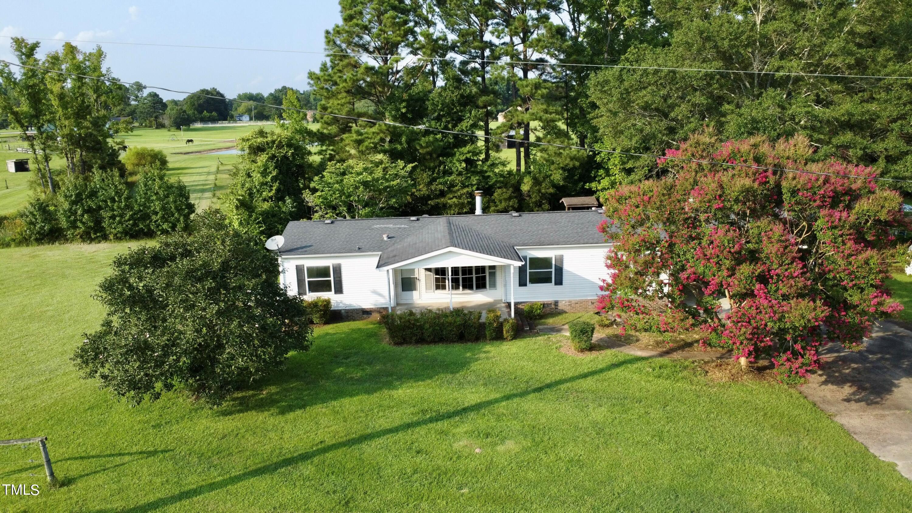 Uzzles Pond Rd, Smithfield, NC 27577