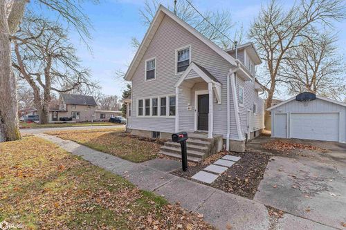 17 S 13th St, Clear Lake, IA, 50428-2345 | Card Image