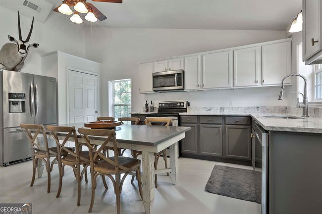 2950 W Ellis Rd, House other with 2 bedrooms, 1 bathrooms and null parking in Griffin GA | Image 4
