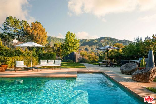 25761 Vista Verde Dr, Calabasas, CA, 91302-2165 | Card Image