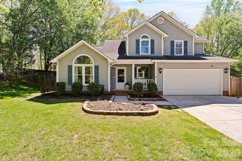 110 Steuben Dr, Huntersville, NC, 28078-9313 | Card Image