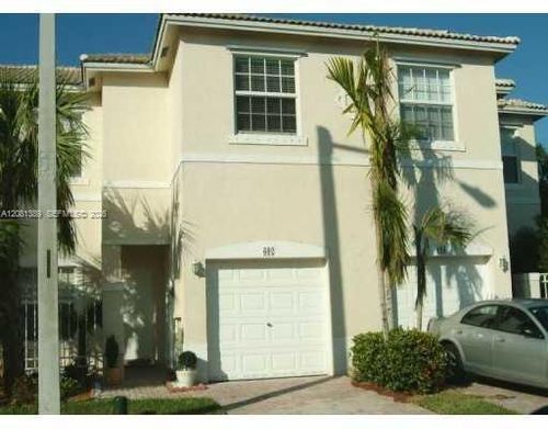 692 Nw 170th Ter, Pembroke Pines, FL, 33028-2112 | Card Image
