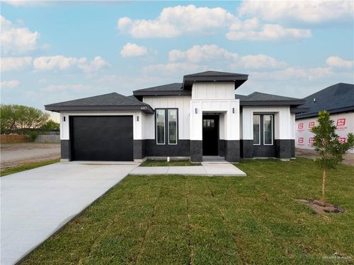 607 Tower Oak Dr, Alamo, TX, 78516-0677 | Card Image