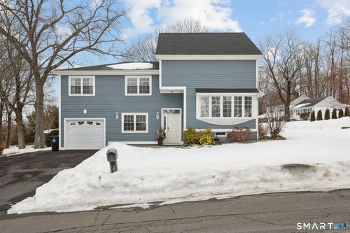 6 Ezra Rd, Danbury, CT, 06811-4731 | Card Image