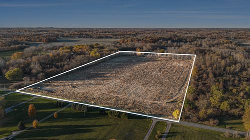 69474 68th Ave, Watervliet, MI, 49098-9427 | Card Image