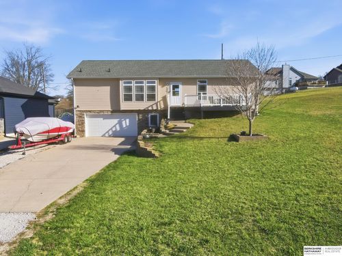 1802 Dunbar Dr, Plattsmouth, NE, 68048-3807 | Card Image