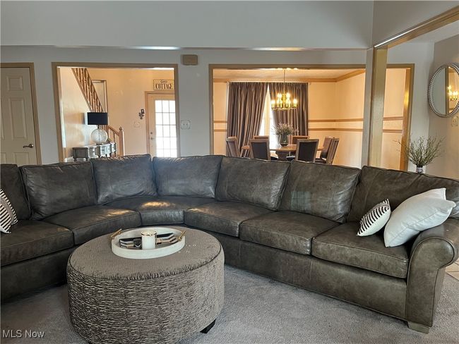 Open Concept Layout -- | Image 5