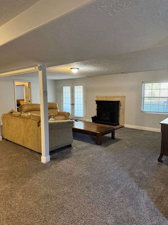 Downstairs Family Room | Image 49