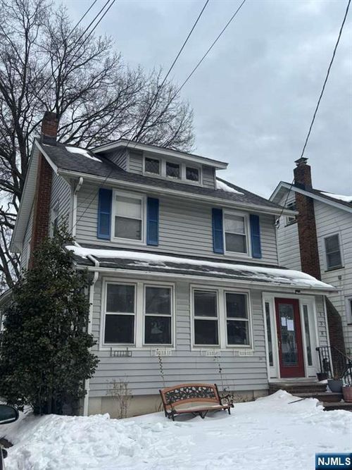 138 Cedar Hill Ave, Belleville, NJ, 07109-2035 | Card Image