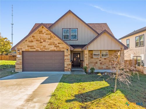 2209 Blackhawk Loop, Belton, TX, 76513 | Card Image