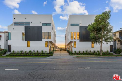 2605 Glassell St, Los Angeles, CA, 90026 | Card Image