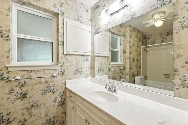 100 Hillcrest St, House other with 3 bedrooms, 2 bathrooms and null parking in Sanger TX | Image 15