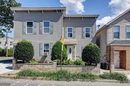 132 William St, Belleville, NJ, 07109-2914 | Card Image