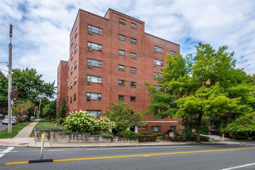 4-j-15 Lake Street, White Plains, NY, 10603 | Card Image