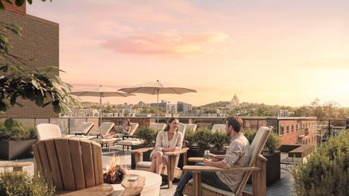 1221-4925 Av De Courtrai, Montréal, QC, H3W0B9 | Card Image