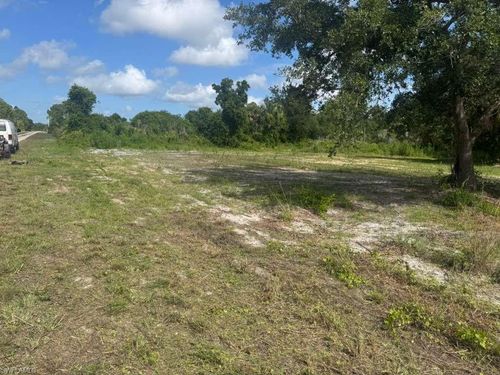 4239 E 29th St, ALVA, FL, 33920 | Card Image