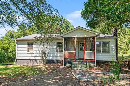 7218 Wolf Pond Rd, Monroe, NC, 28112-7924 | Card Image