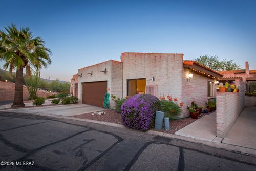 2000 E Campbell Ter, Tucson, AZ, 85718-5953 | Card Image