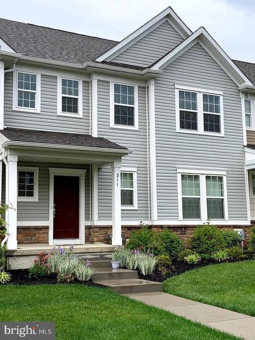 311 Stafford Ct, CHESTER SPRINGS, PA, 19425-2930 | Card Image