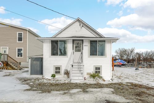 38717 N Lake St, Antioch, IL, 60002-8189 | Card Image