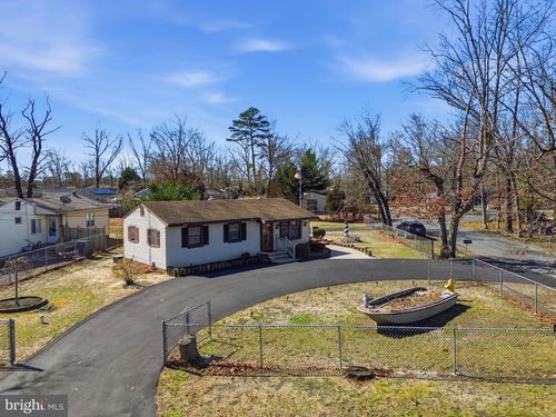 113 E Colton Ln, WILLIAMSTOWN, NJ, 08094-2344 | Card Image