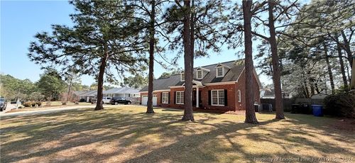 2106 Clinchfield Dr, Fayetteville, NC, 28304-3669 | Card Image