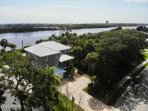 223 S Riverwalk Dr, Palm Coast, FL, 32137-1323 | Card Image