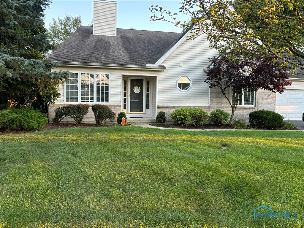 Hidden Harbour Dr, Holland, OH 43528