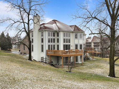 8-32-1492 Highland Drive Drive, GENEVA, WI, 53147 | Card Image