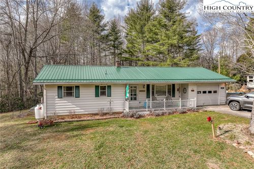 557 Waddell Rd, Mountain City, TN, 37683-4238 | Card Image