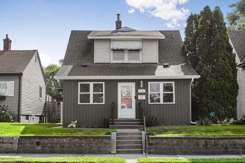 533 1st Ave S, South Saint Paul, MN, 55075-2802 | Card Image