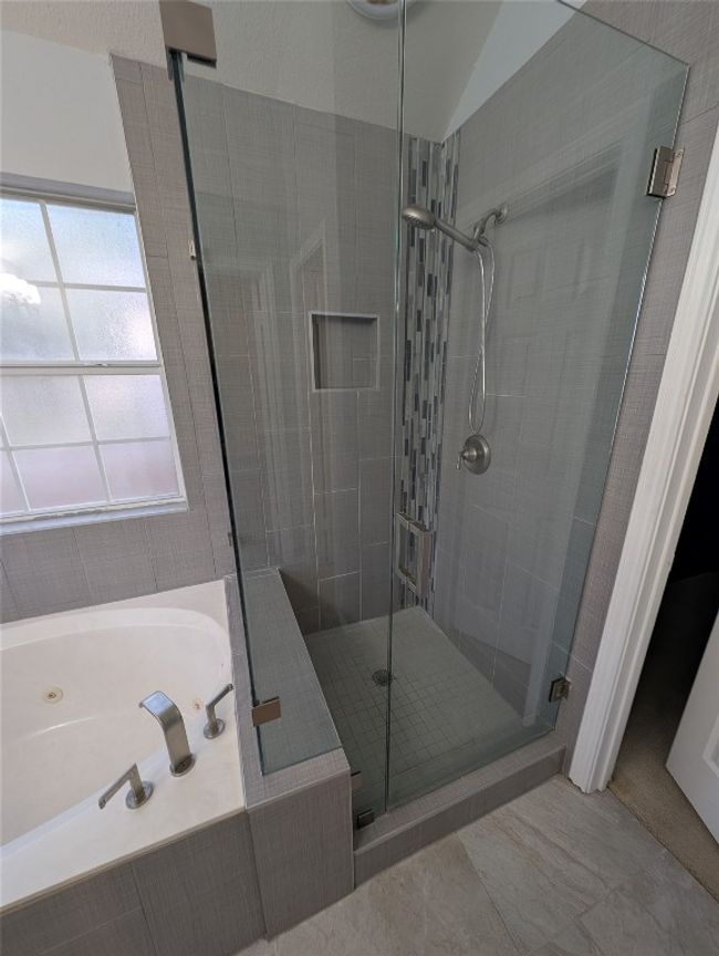walk in shower | Image 12